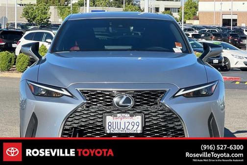 Iridium 2021 Lexus IS 300 Base