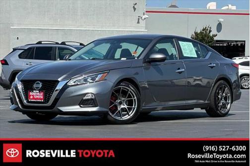 2022 Nissan Altima 2.5 SV
