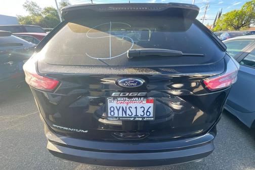 2021 Ford Edge Titanium