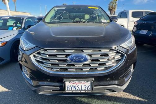 2021 Ford Edge Titanium