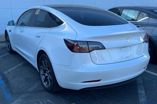 Pearl White Multi-Coat 2018 Tesla Model 3 Long Range