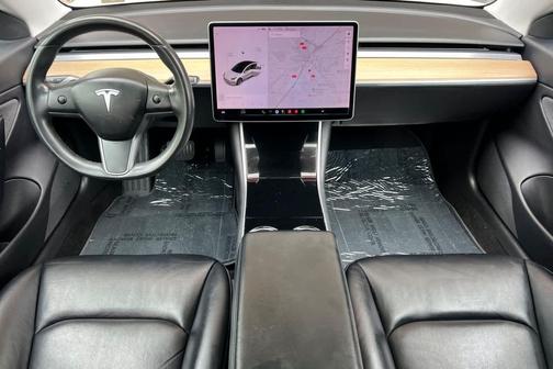 Pearl White Multi-Coat 2018 Tesla Model 3 Long Range