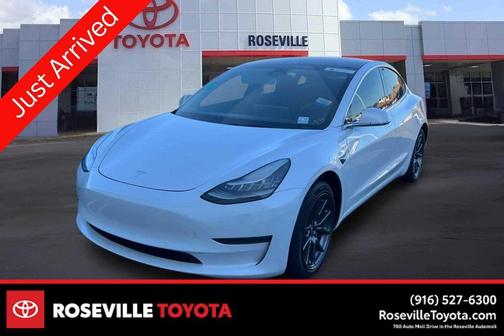 Pearl White Multi-Coat 2018 Tesla Model 3 Long Range