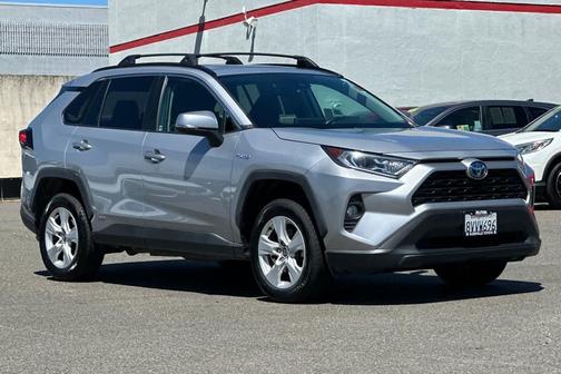 Silver Sky Metallic 2021 Toyota RAV4 Hybrid XLE