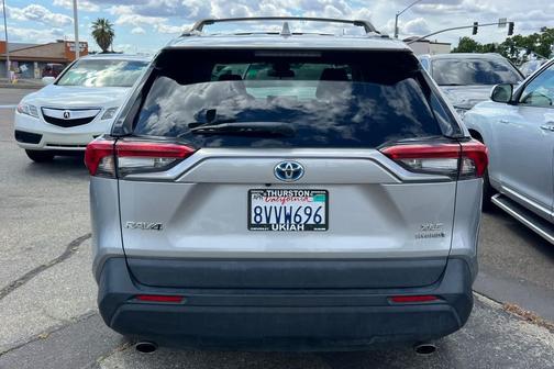 Silver Sky Metallic 2021 Toyota RAV4 Hybrid XLE