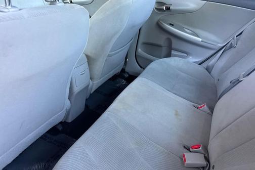 Super White 2012 Toyota Corolla LE