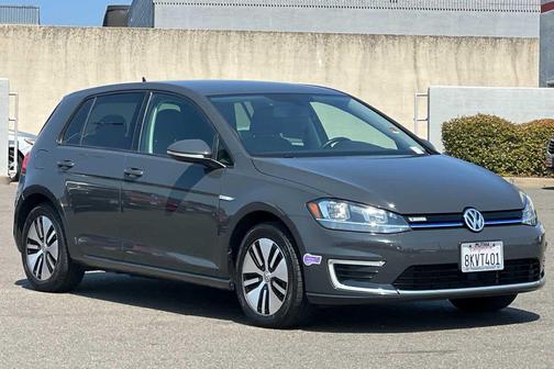 2019 Volkswagen e-Golf SE