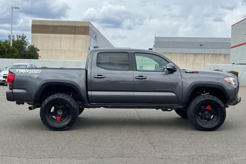Magnetic Gray Metallic 2019 Toyota Tacoma TRD Off Road