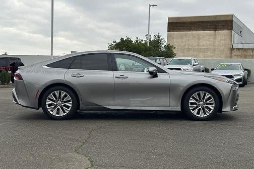 2023 Toyota Mirai Base