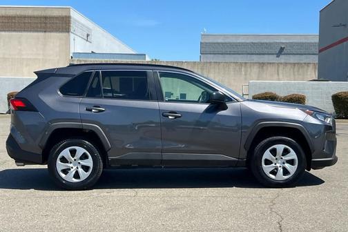 Magnetic Gray Metallic 2021 Toyota RAV4 LE