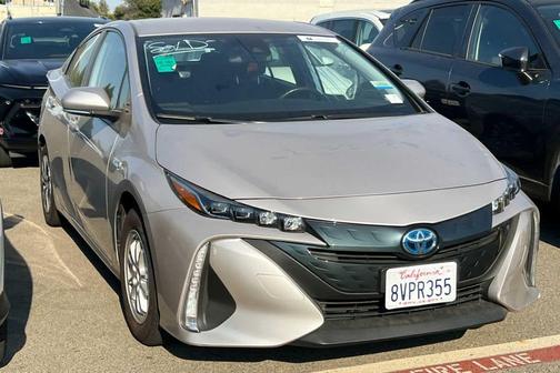 2021 Toyota Prius Prime LE