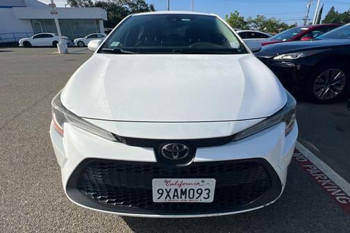 Super White 2021 Toyota Corolla LE