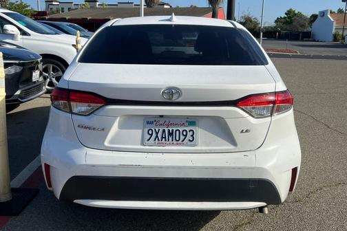 Super White 2021 Toyota Corolla LE