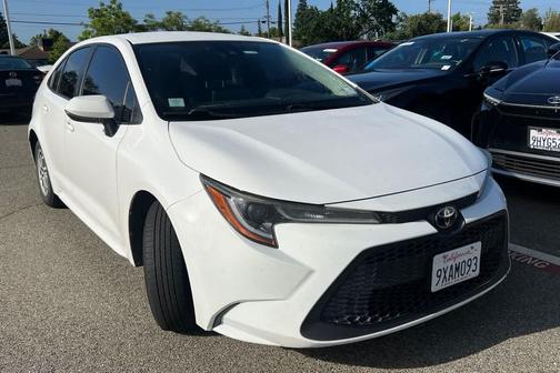 Super White 2021 Toyota Corolla LE