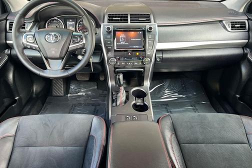 2017 Toyota Camry XSE