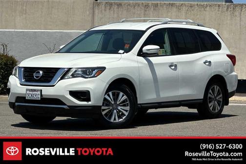 2020 Nissan Pathfinder S 2WD