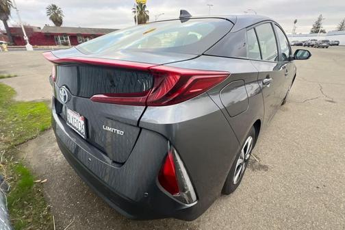2021 Toyota Prius Prime Limited