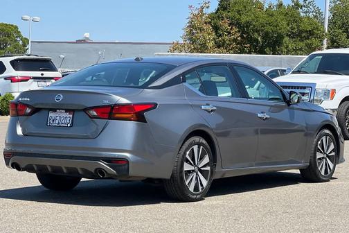 Gun Metallic 2019 Nissan Altima 2.5 SL