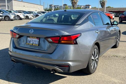 Gun Metallic 2019 Nissan Altima 2.5 SL