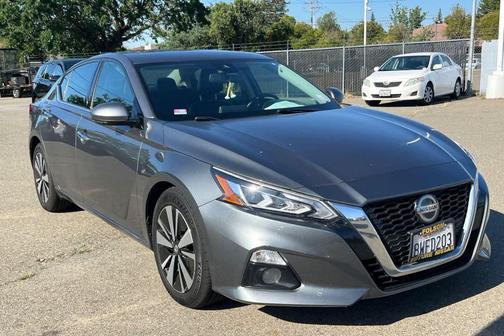 Gun Metallic 2019 Nissan Altima 2.5 SL