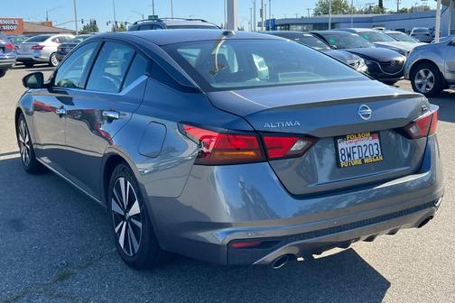 Gun Metallic 2019 Nissan Altima 2.5 SL
