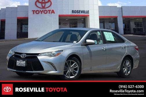 Celestial Silver Metallic 2017 Toyota Camry SE