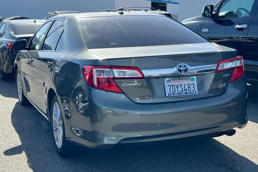 Cypress Pearl 2014 Toyota Camry Hybrid XLE