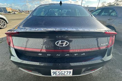 2023 Hyundai SONATA Hybrid SE