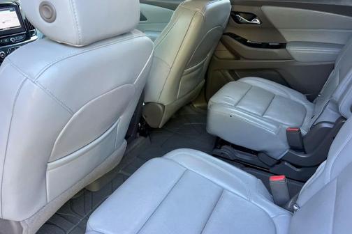 Sable Brown Metallic 2018 Chevrolet Traverse Premier