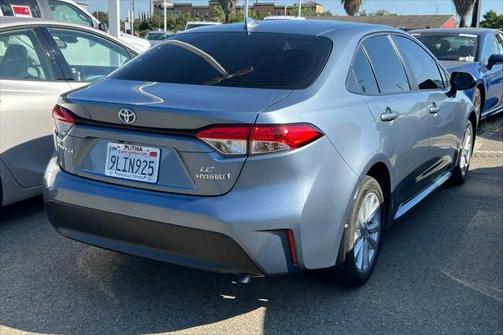 2024 Toyota Corolla Hybrid LE