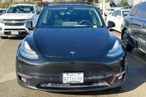 2021 Tesla Model Y Long Range Dual Motor All-Wheel Drive