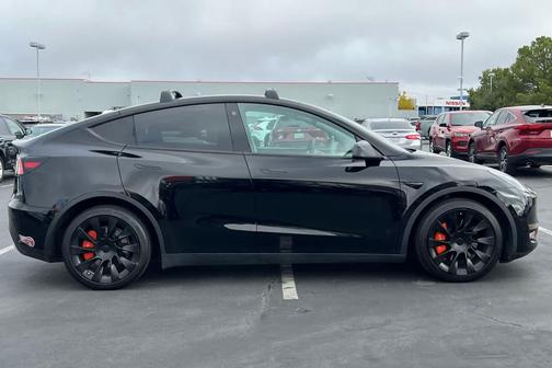 2021 Tesla Model Y Long Range Dual Motor All-Wheel Drive