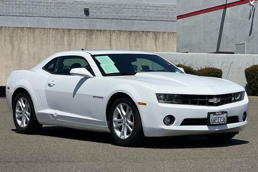 Summit White 2013 Chevrolet Camaro 1LT