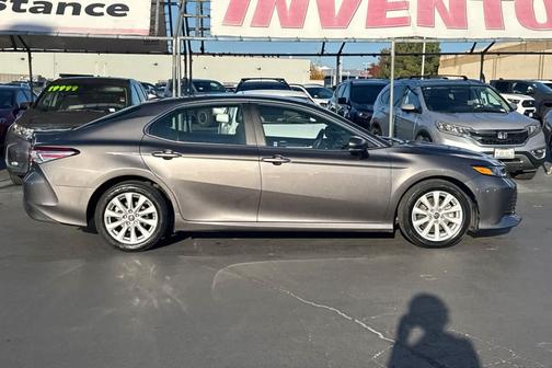 2019 Toyota Camry LE