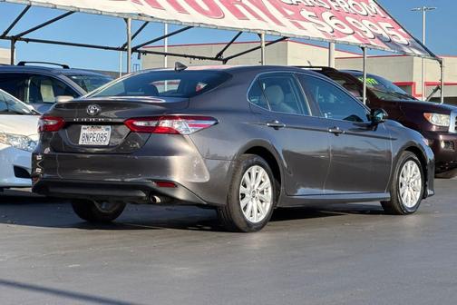 2019 Toyota Camry LE