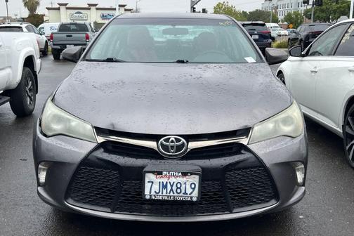 2015 Toyota Camry SE
