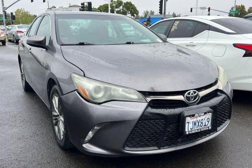 2015 Toyota Camry SE