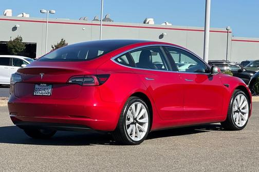 Red Multi-Coat 2018 Tesla Model 3 Long Range