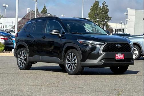 2024 Toyota Corolla Cross XLE