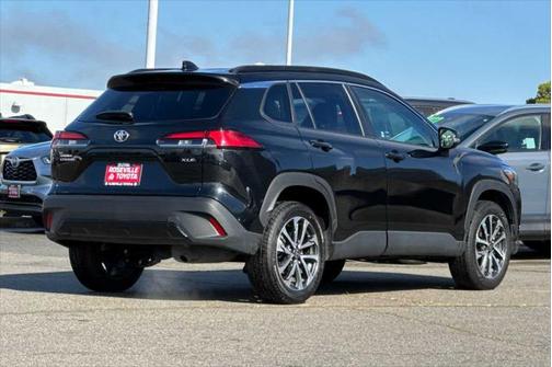 2024 Toyota Corolla Cross XLE