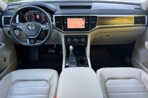 2019 Volkswagen Atlas 3.6L SEL Premium