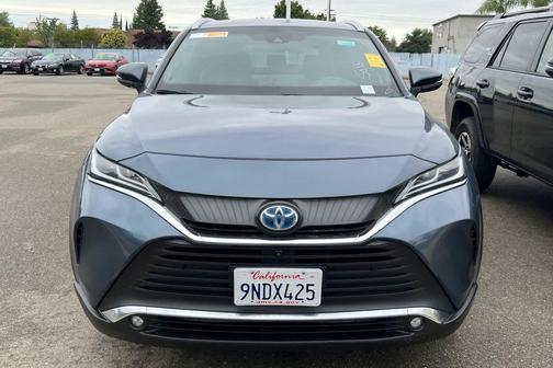 Coastal Gray Metallic 2022 Toyota Venza Limited