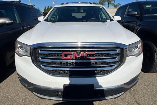 Summit White 2019 GMC Acadia SLT-1