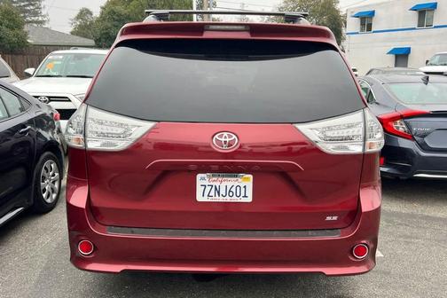 2017 Toyota Sienna SE