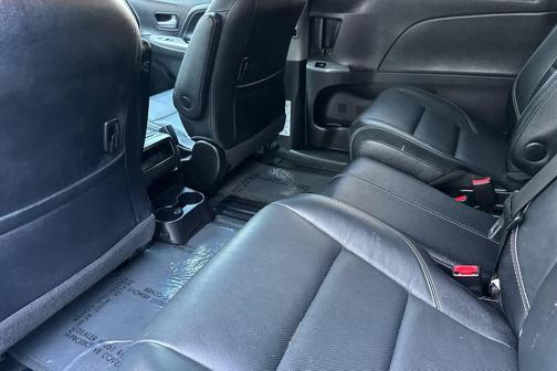 2017 Toyota Sienna SE