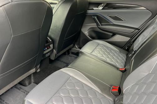2025 Volkswagen Tiguan 2.0T SEL R-Line 4MOTION