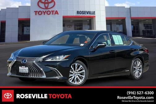 2020 Lexus ES 300h Base