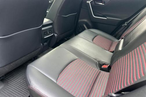 2024 Toyota RAV4 Prime XSE