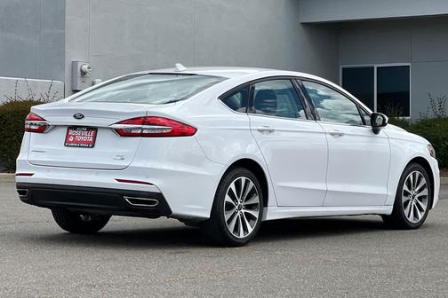 Oxford White 2020 Ford Fusion SE