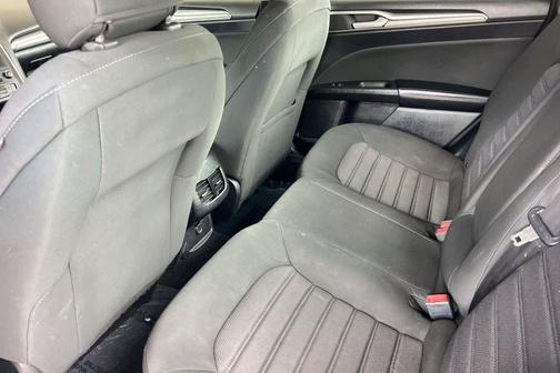 Oxford White 2020 Ford Fusion SE